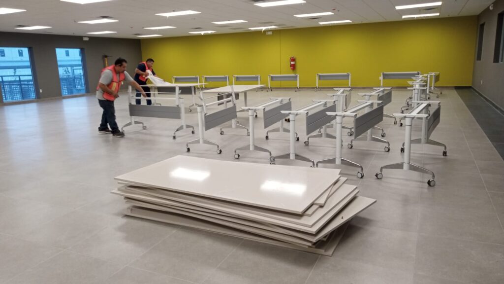 Mesas abatibles para comedores y oficinas uso rudo