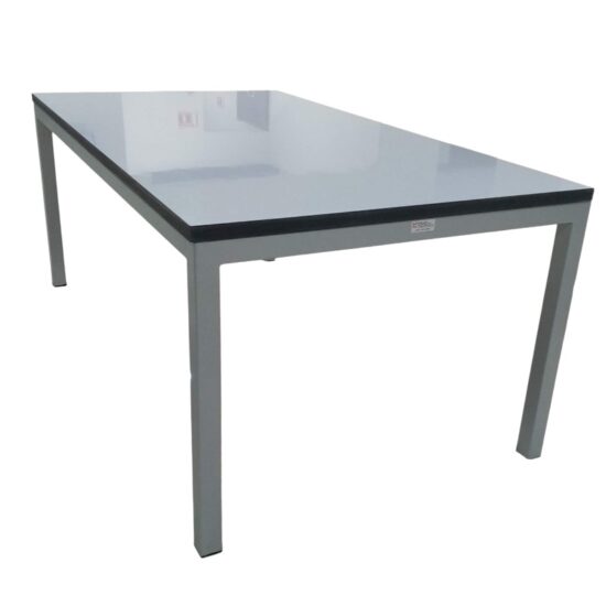 Mesa Eins Industrial 1.80m | Laminado de Alto Impacto (No Aglomerado)