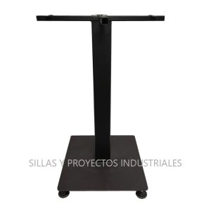 Base cuadrada lisa mediana