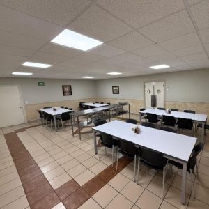 Silla Areta 4 patas polipropileno italiano uso rudo 200kg